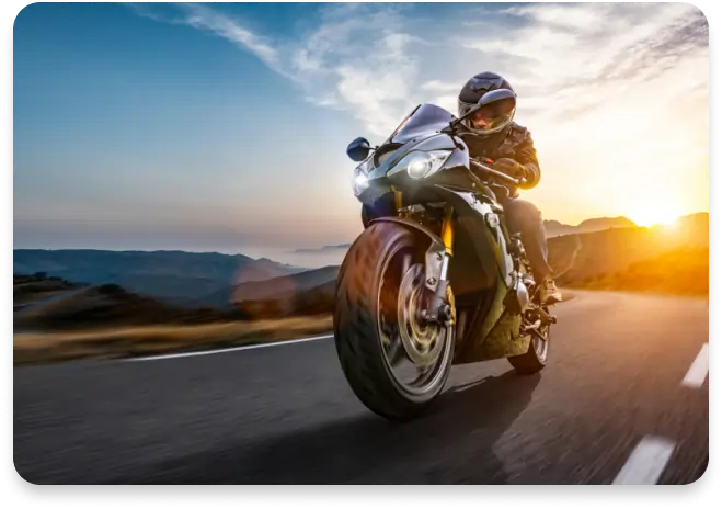man_ride_a_bike_under_sun